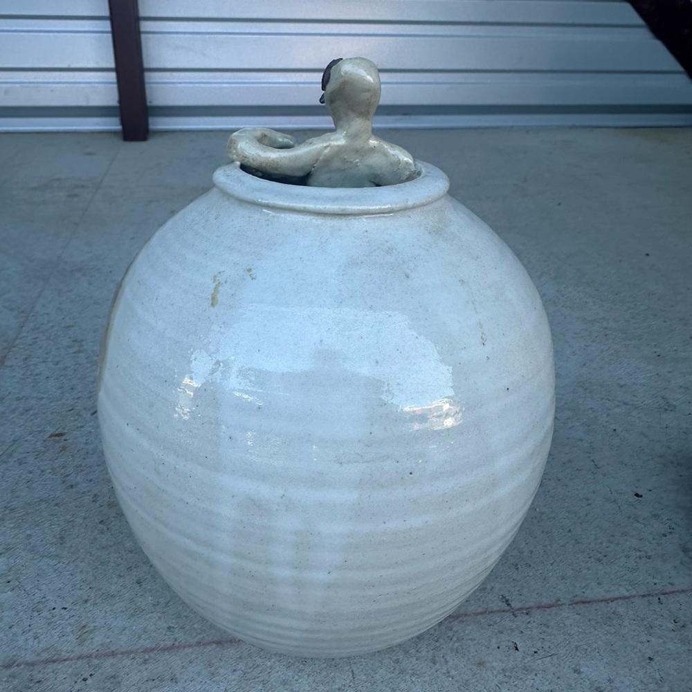 Unique Pottery - Picture 3 of 3